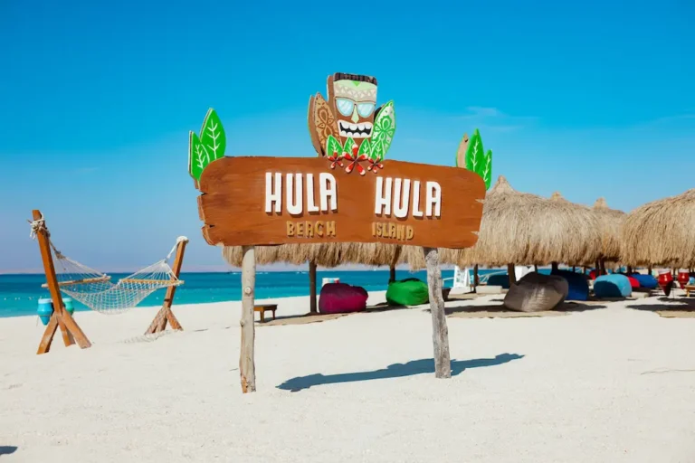 Hula Hula Island Beach