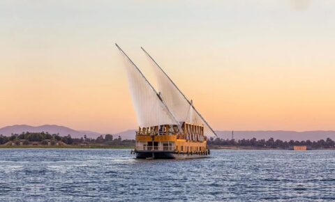 4 netters Nilencruise Dahabiya fra Luxor til Aswan
