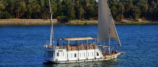 Croisière privée de 4 jours sur le Nil en Dahabiya d'Assouan à Louxor