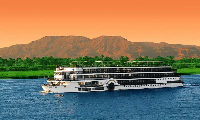 4 Days Nile Cruise From Aswan to Luxor