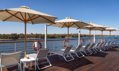 从阿斯旺到卢克索的四日尼罗河游轮之旅