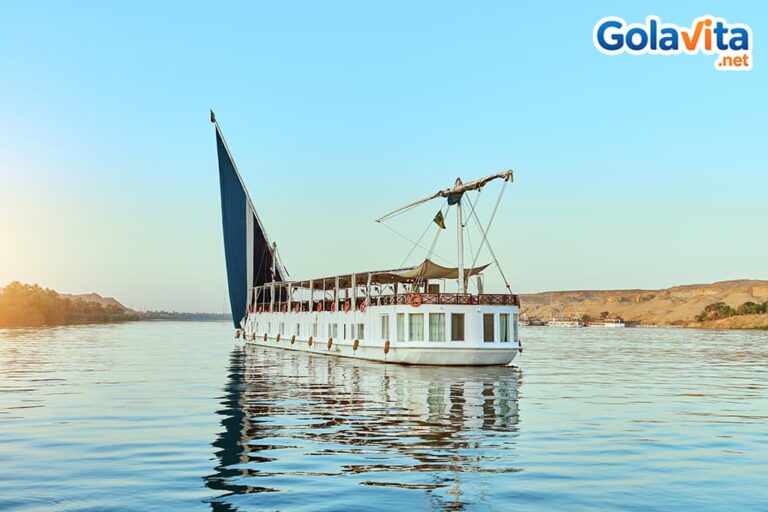 Fatima Dahabiya Nile Cruise: 3 Nights Aswan to Luxor with Abu Simble