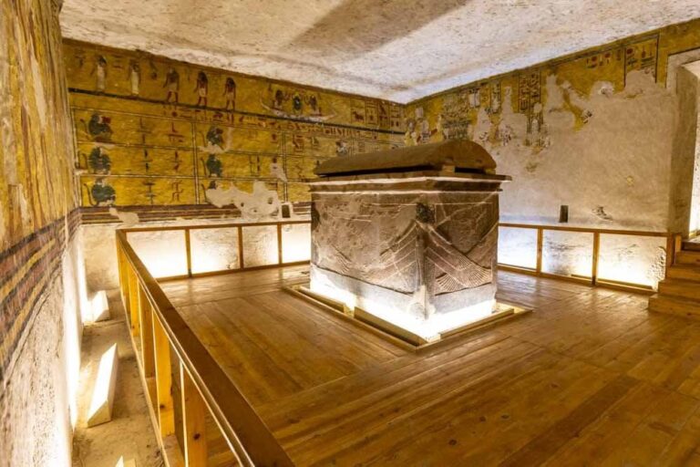 Férias no Egito: Cruzeiro de 7 Dias no Nilo e Pirâmides saindo de Hurghada