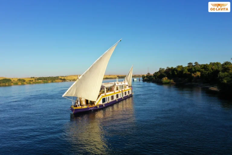 ダハビーヤ ナイル クルーズ ルクソールからアスワンへ