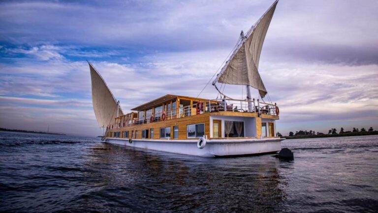 3 Nätter Akhnaton Dahabiya Nilkryssning Aswan till Luxor