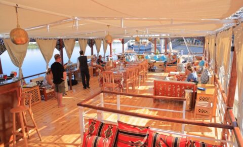 5 Day Queen Nefer Dahabiya Nile Cruise from Luxor to Aswan