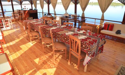 4 Days Queen Nefer Dahabiya Nile Cruise Aswan to Luxor